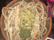 Charger l'image dans la galerie, Khamaré, Racine de Vétiver, Sèpp, Gongolili ,babi, fait 100% naturel "khamaré"
